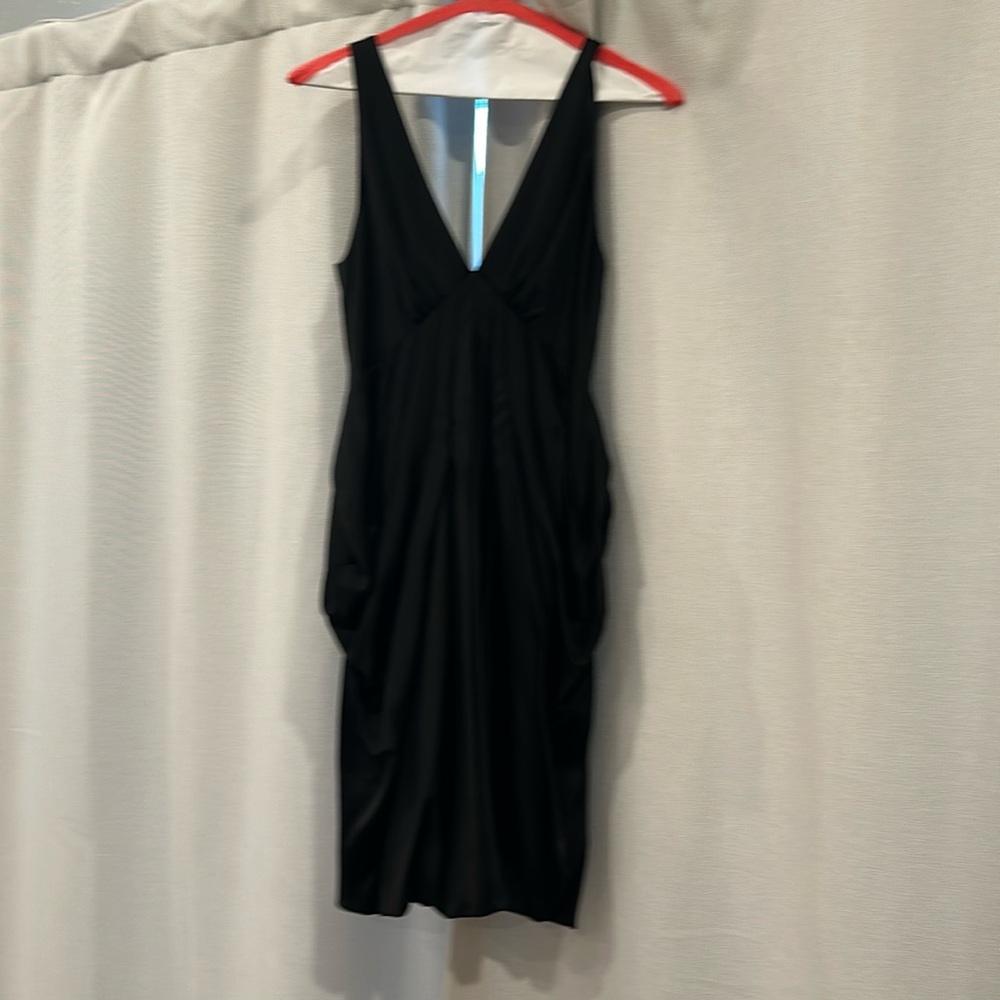 BCBGMAXAZRIA Bubble Hem cocktail party dress, size 2